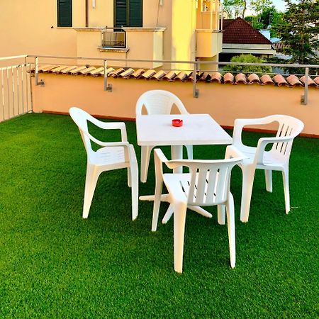 Hotel Garni Picnic Riccione Buitenkant foto
