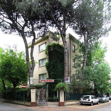 Hotel Garni Picnic Riccione Buitenkant foto