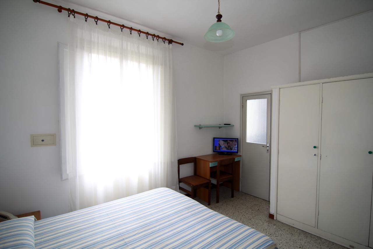 Hotel Garni Picnic Riccione Buitenkant foto
