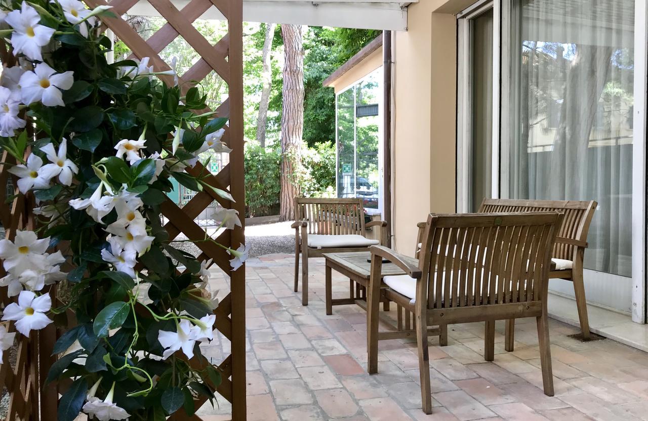 Hotel Garni Picnic Riccione Buitenkant foto